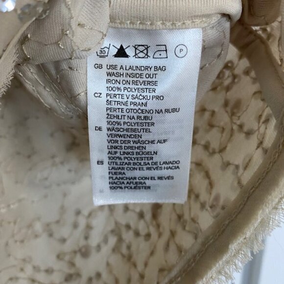 H and M Ivory Sequin Short Sleeve Boxy Blouse Top Medium - Picture 13 of 16